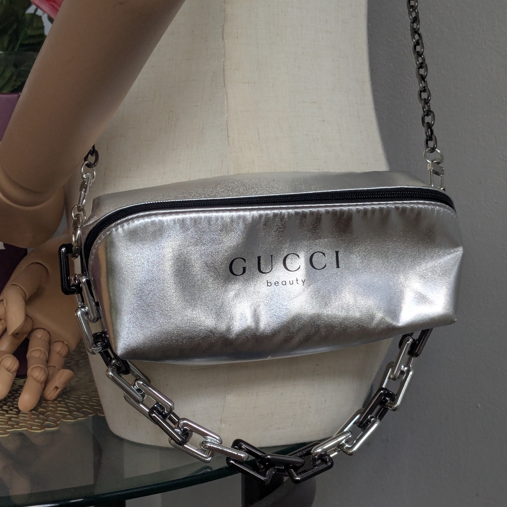 Gucci Silver Chain Shoulder Bag - Picture 11 of 13